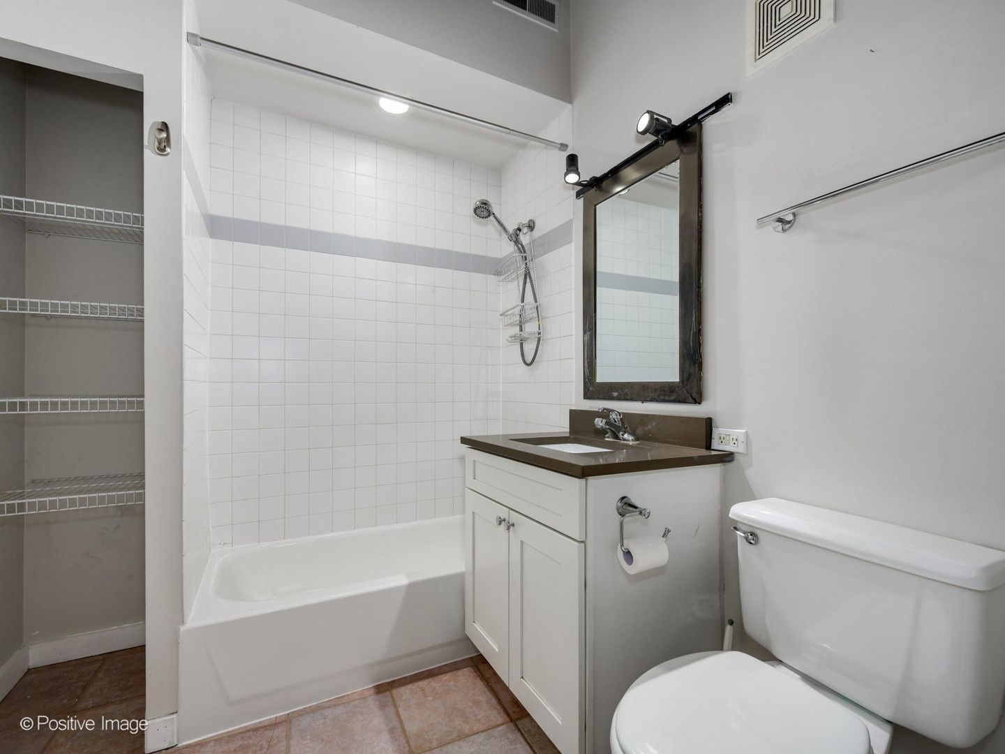 732 South Financial Place Chicago IL 60605