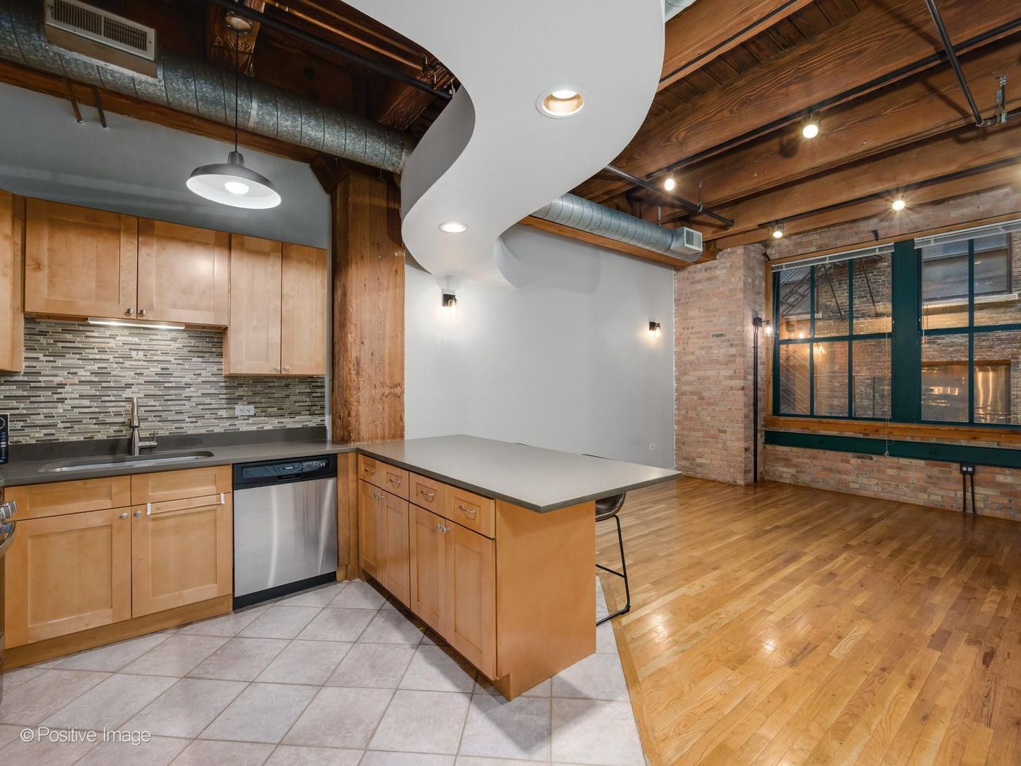 732 South Financial Place Chicago IL 60605