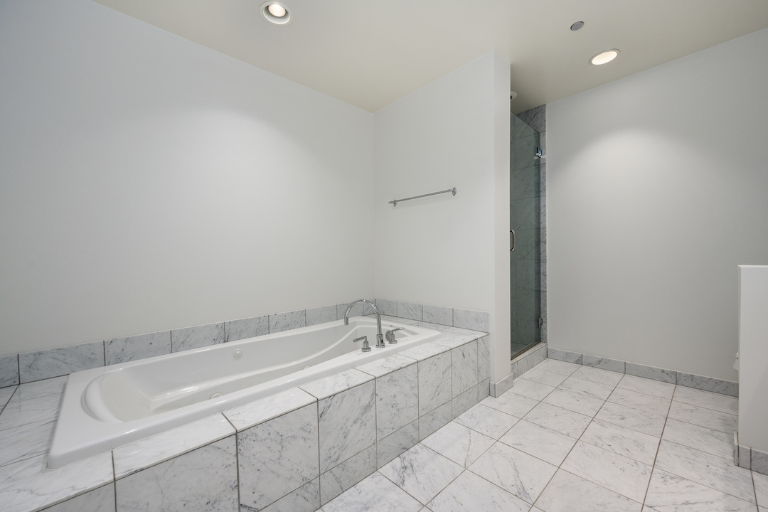 333 North Canal Street Chicago IL 60606