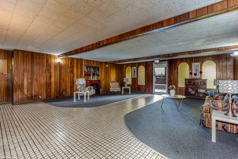 10048 South Pulaski Avenue Oak Lawn IL 60453