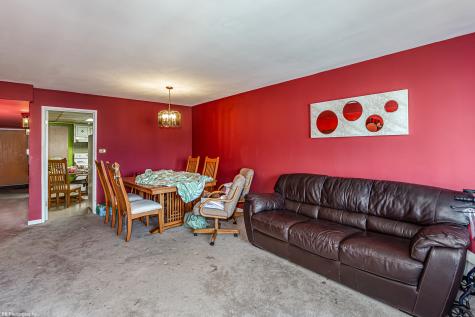 10048 South Pulaski Avenue Oak Lawn IL 60453