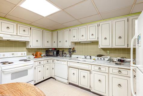 10048 South Pulaski Avenue Oak Lawn IL 60453