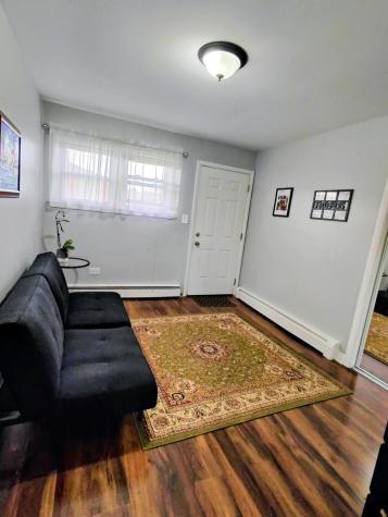 1113 Holiday Lane Des Plaines IL 60016