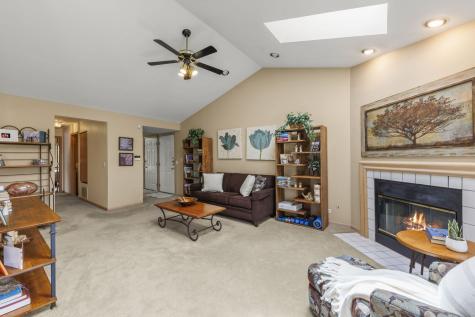 2865 Meadow Lane Schaumburg IL 60193