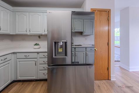 2944 Oak Court Schaumburg IL 60193