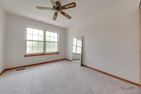 2944 Oak Court Schaumburg IL 60193