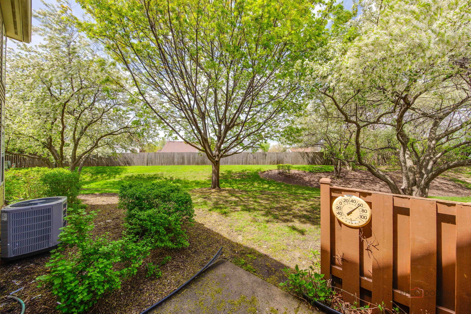 2944 Oak Court Schaumburg IL 60193