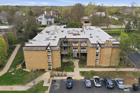 300 Claymoor Road Hinsdale IL 60521
