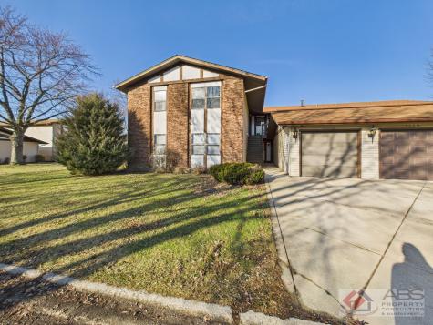 4116 192ND Court Country Club Hills IL 60478
