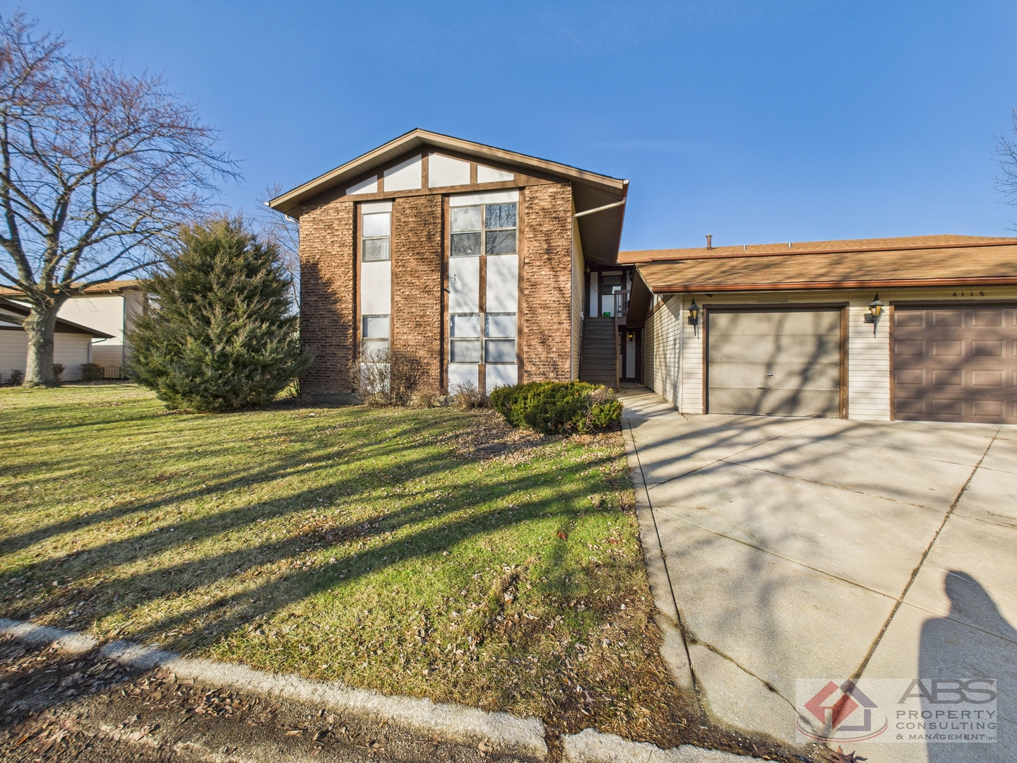 4116 192ND Court Country Club Hills IL 60478