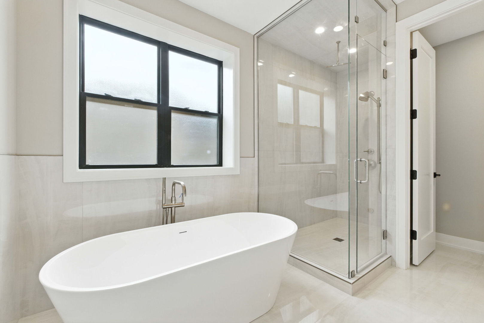 1404 West George Street Chicago IL 60657