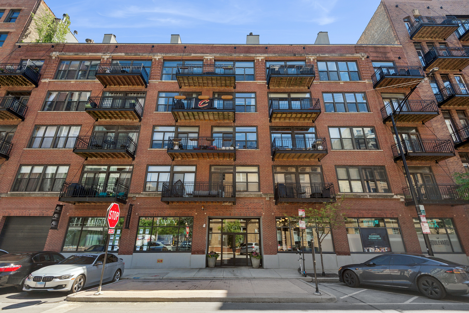 375 West Erie Street Chicago IL 60654