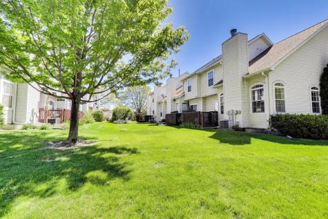 13300 West Heiden Circle Lake Bluff IL 60044