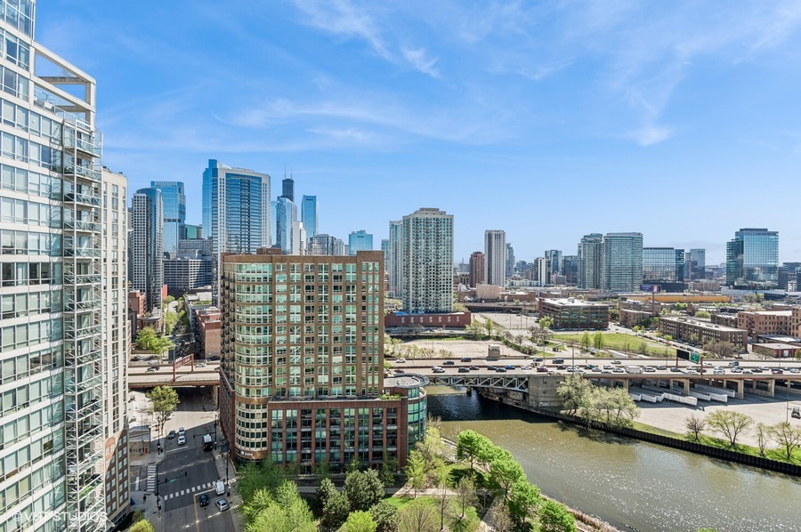 510 West Erie Street Chicago IL 60654