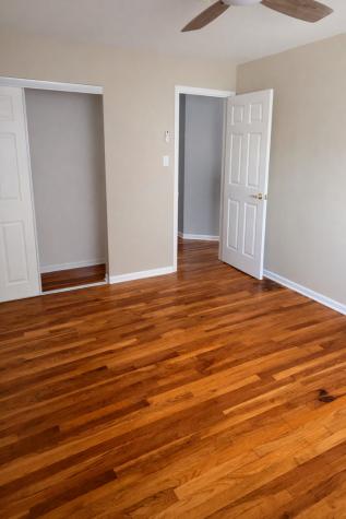 8828 North Leslie Lane Des Plaines IL 60016