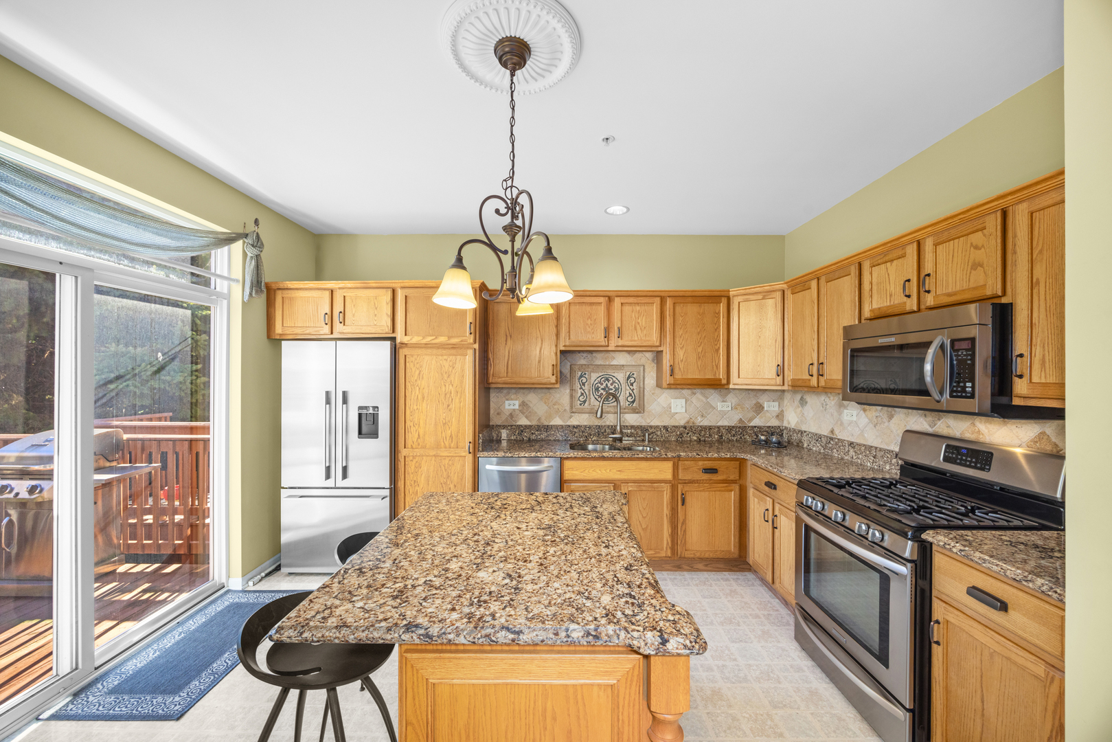 119 Tanglewood Drive Glen Ellyn IL 60137