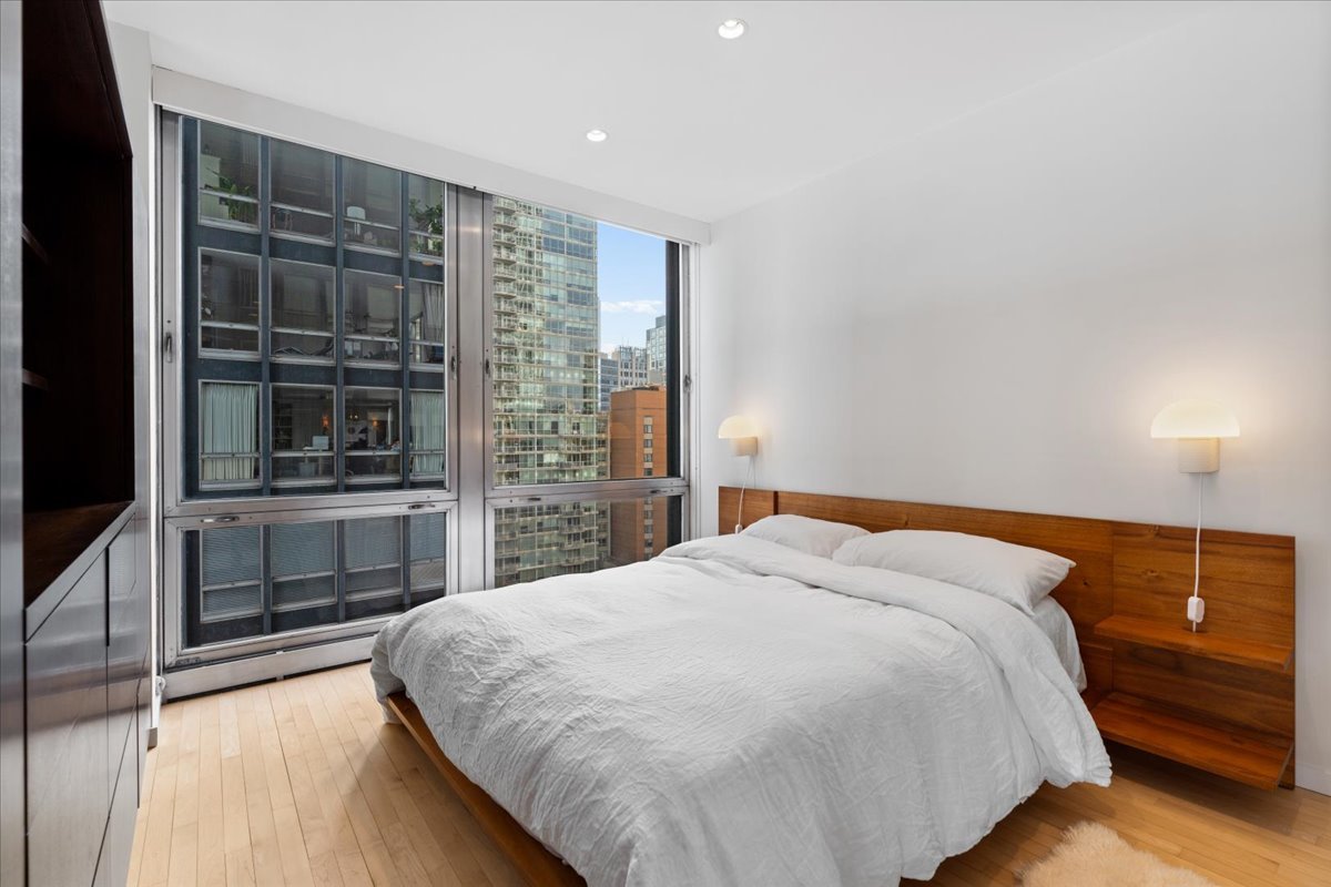 880 North Lake Shore Drive Chicago IL 60611