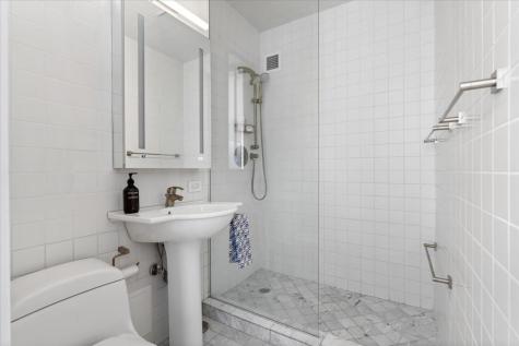 880 North Lake Shore Drive Chicago IL 60611