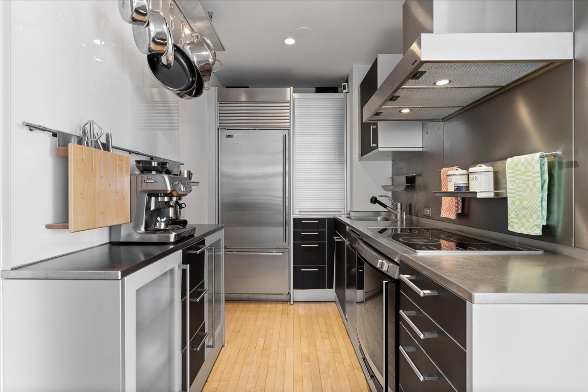 880 North Lake Shore Drive Chicago IL 60611
