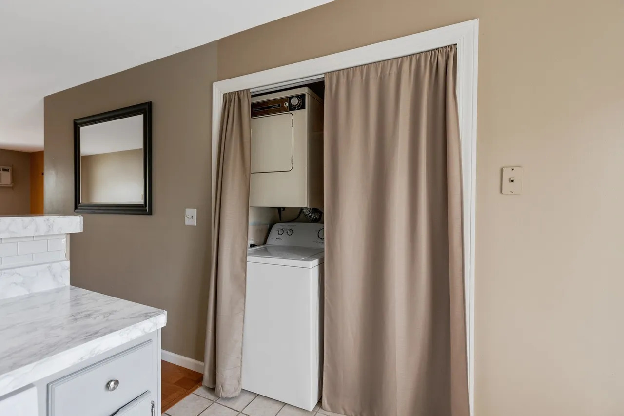 175 North Waters Edge Drive Glendale Heights IL 60139