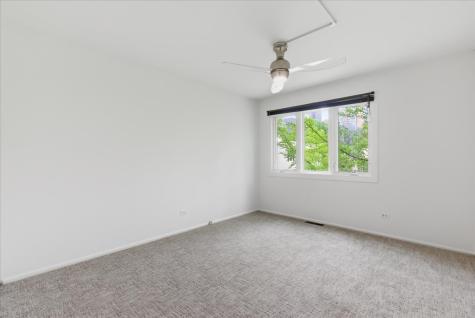 1085 South Park Terrace Chicago IL 60605