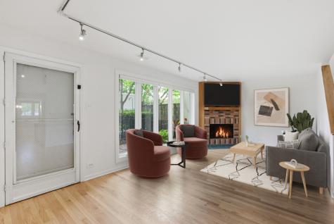 1085 South Park Terrace Chicago IL 60605