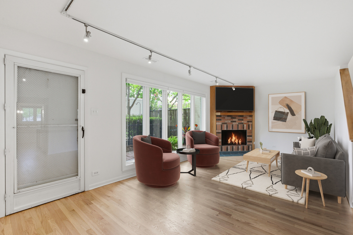 1085 South Park Terrace Chicago IL 60605