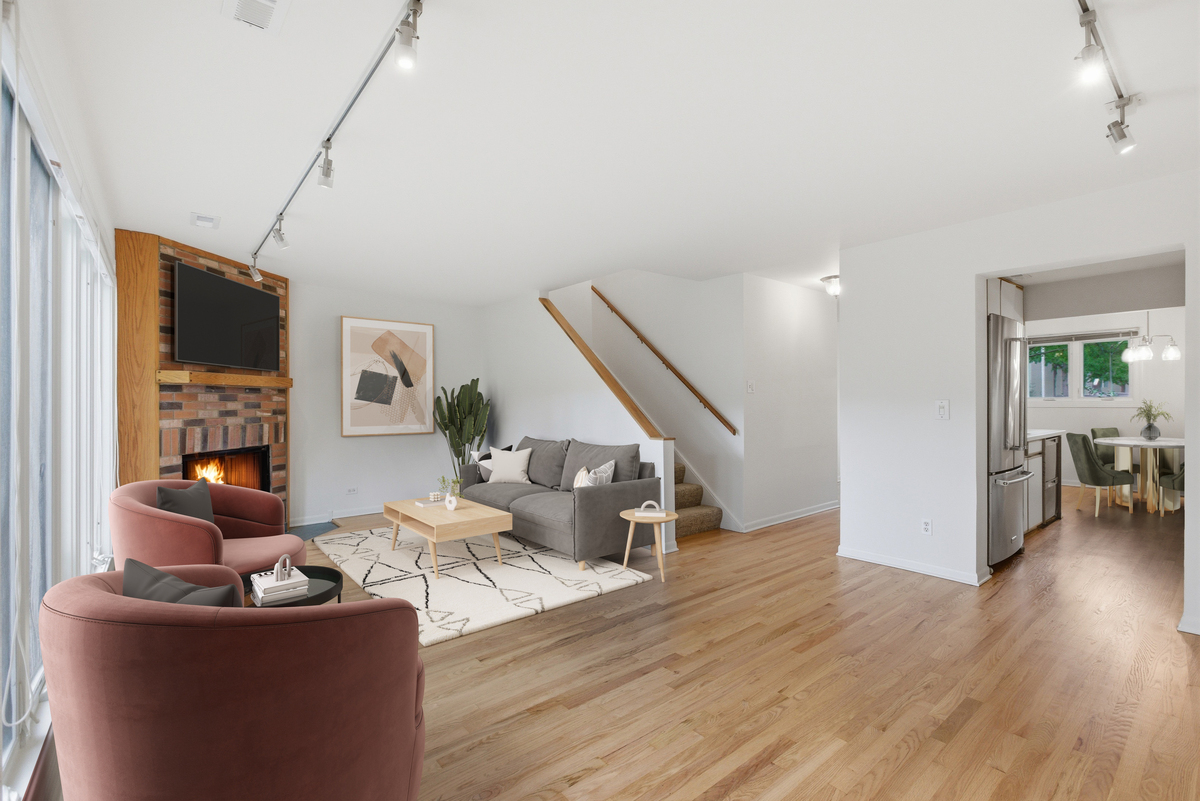 1085 South Park Terrace Chicago IL 60605