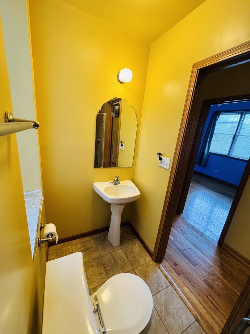 4242 South Vincennes Avenue Chicago IL 60653