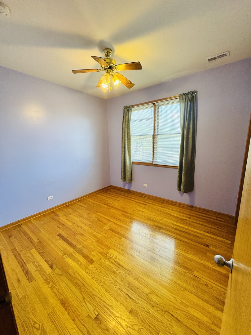 4242 South Vincennes Avenue Chicago IL 60653