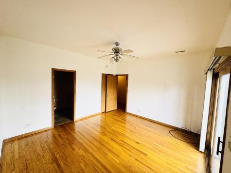 4242 South Vincennes Avenue Chicago IL 60653