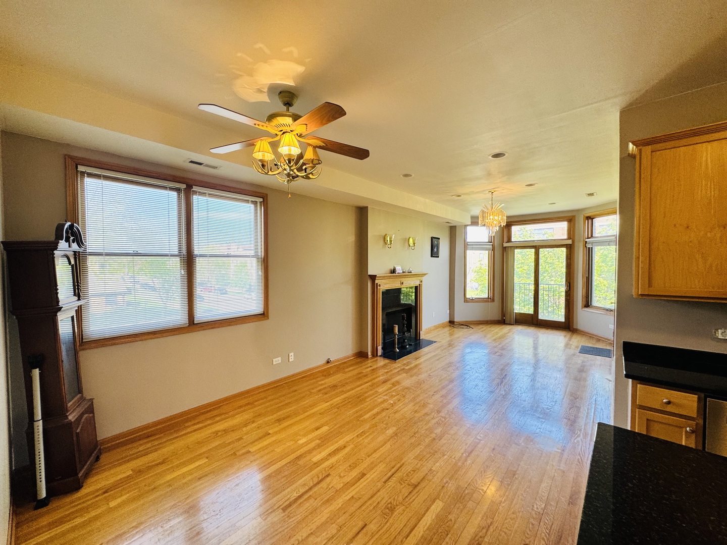 4242 South Vincennes Avenue Chicago IL 60653