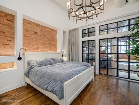 1617 South Michigan Avenue Chicago IL 60616