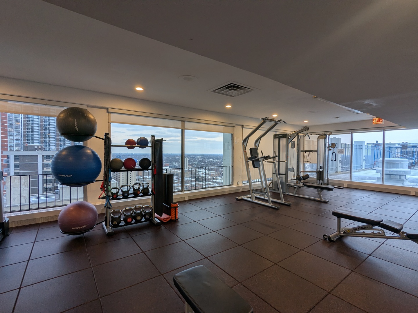 6171 North Sheridan Road Chicago IL 60660