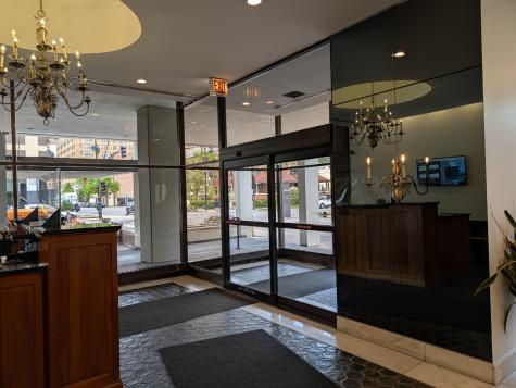 6171 North Sheridan Road Chicago IL 60660