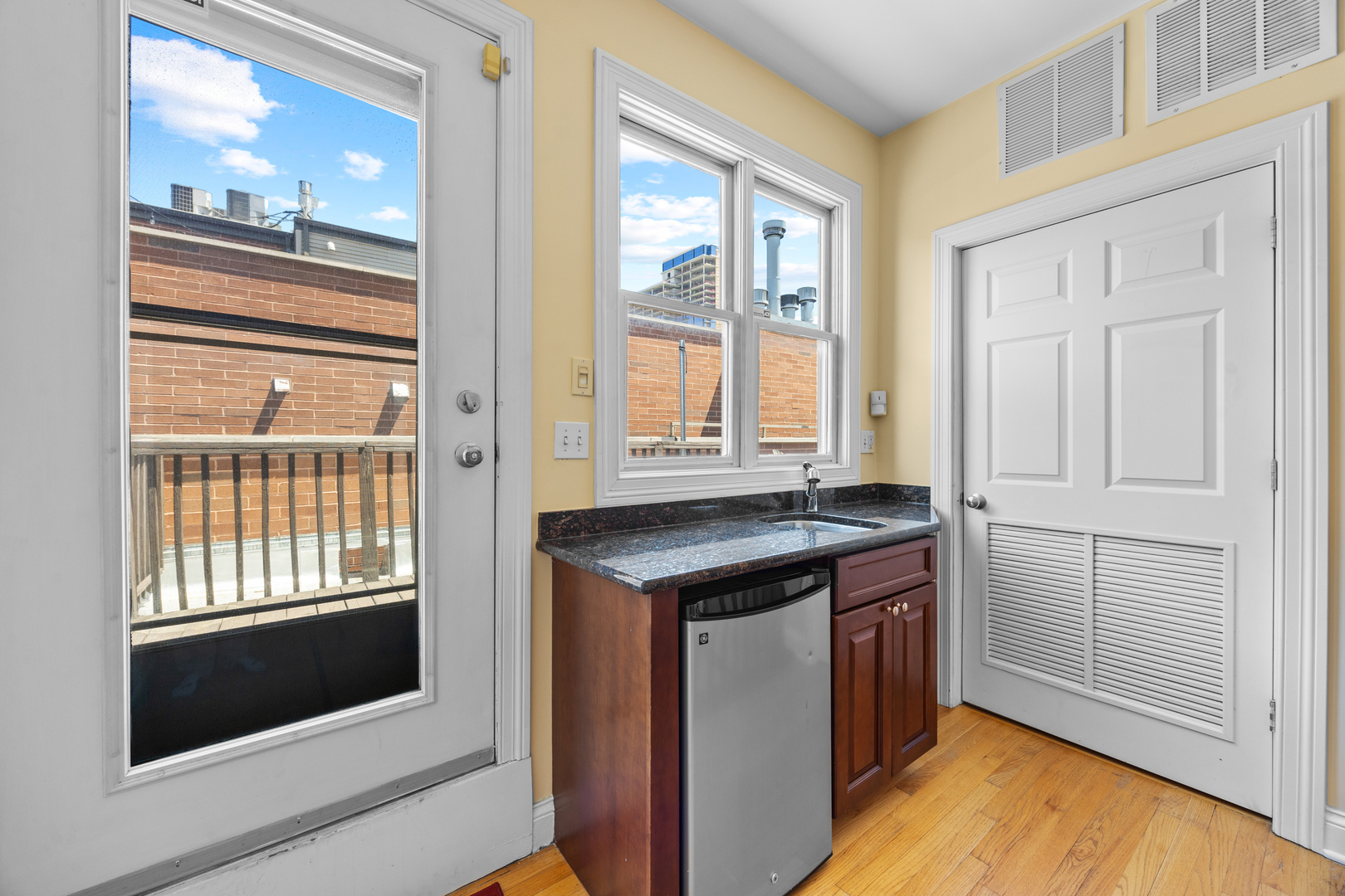 1122 West Hubbard Street Chicago IL 60642