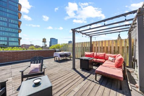 1122 West Hubbard Street Chicago IL 60642