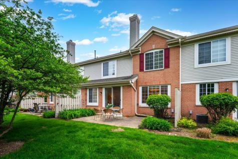 908 Winners Cup Court Naperville IL 60564