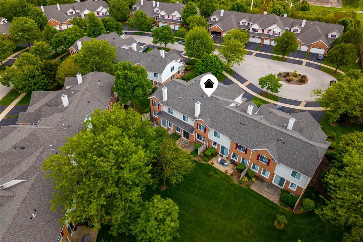 908 Winners Cup Court Naperville IL 60564