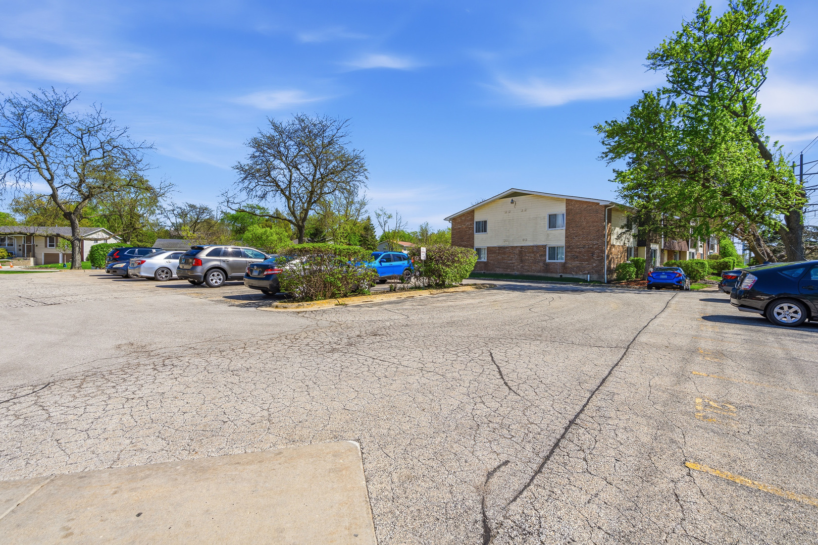 6818 Roberts Drive Woodridge IL 60517