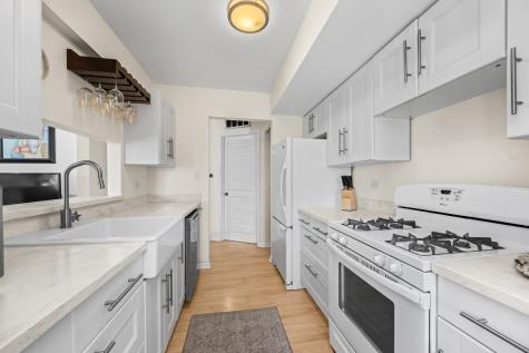 1376 Longacre Lane Wheeling IL 60090