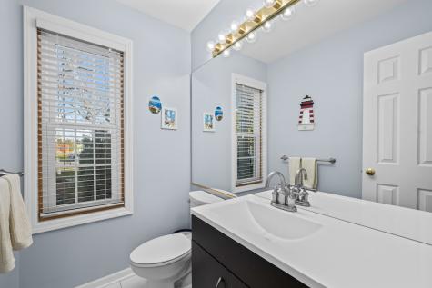 1376 Longacre Lane Wheeling IL 60090