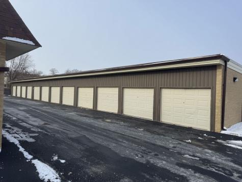 18400 Cherry Creek Drive Homewood IL 60430