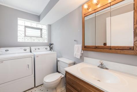 6126 South Kensington Avenue Countryside IL 60525