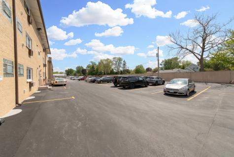6126 South Kensington Avenue Countryside IL 60525