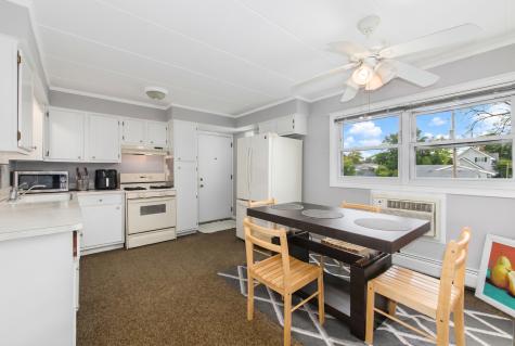 6126 South Kensington Avenue Countryside IL 60525