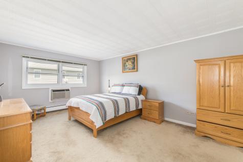 6126 South Kensington Avenue Countryside IL 60525