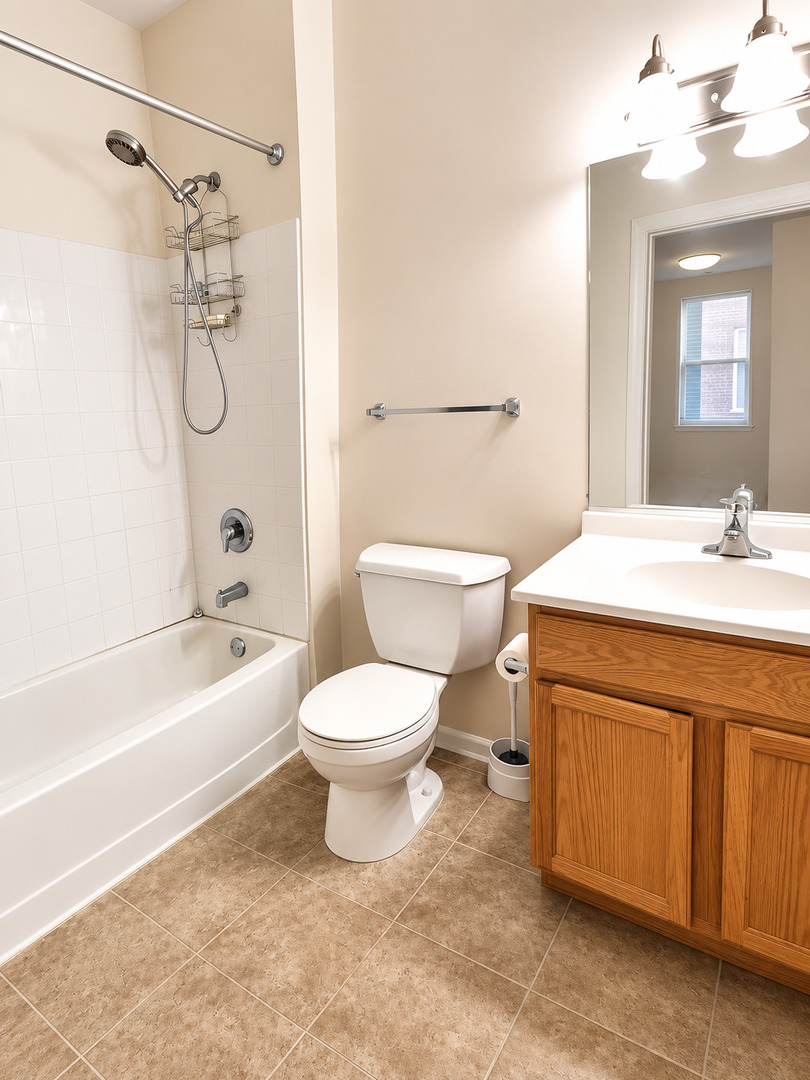 3506 South State Street Chicago IL 60616