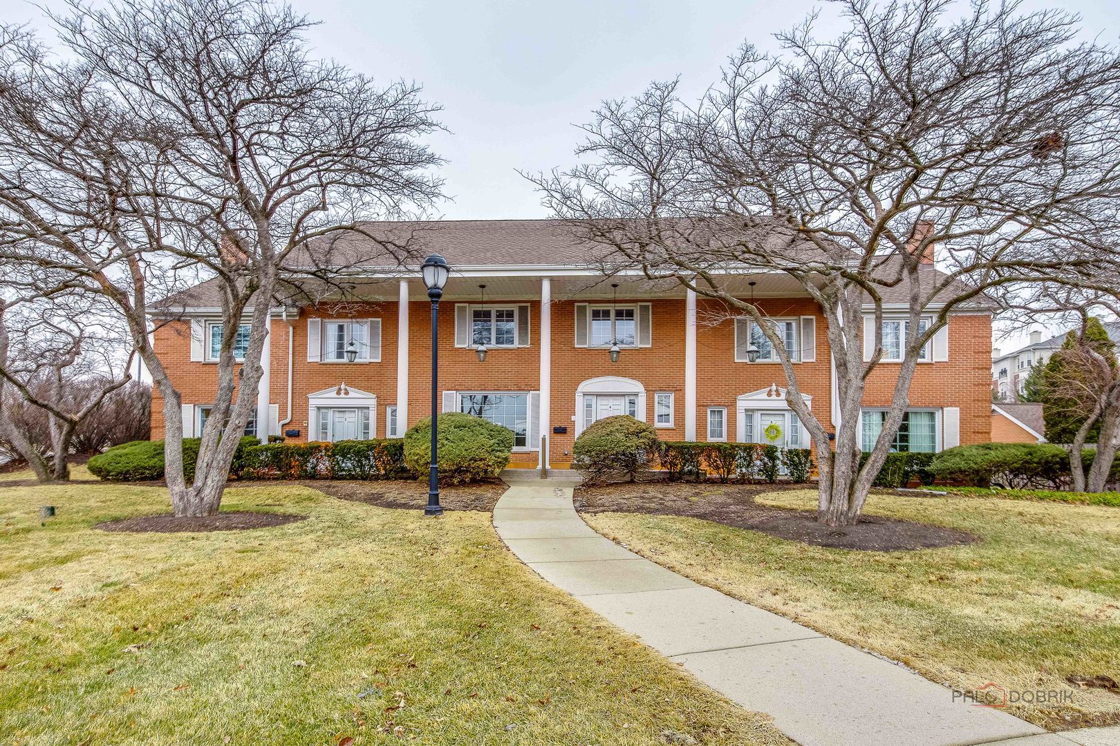 2 North Tower Road Oak Brook IL 60523