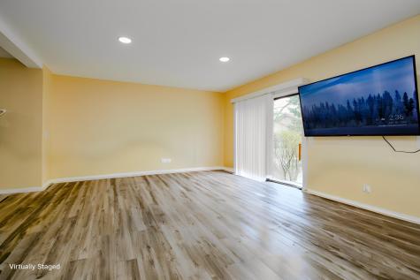 211 West Hanover Place Mount Prospect IL 60056